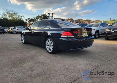 2003 BMW 745 I z USA, uszkodzony, nr VIN WBAGL63483DP66351